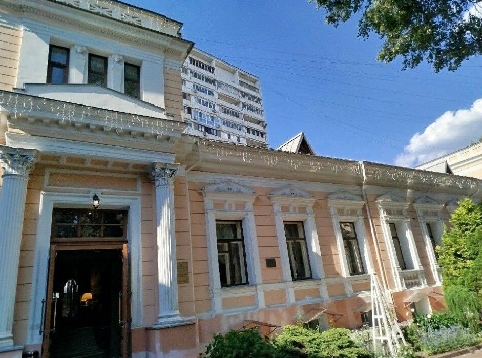 фасад дома, Бизнес-центр Гороховский, 19 по адресу г Москва, Гороховский пер, д 19
